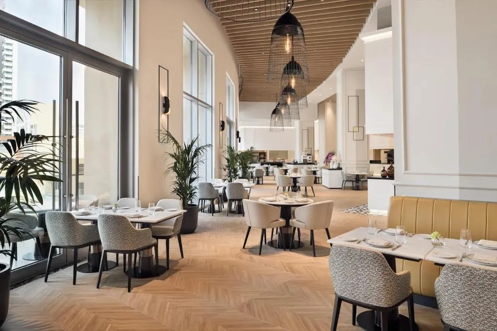 JW Kitchen breakfast restaurant